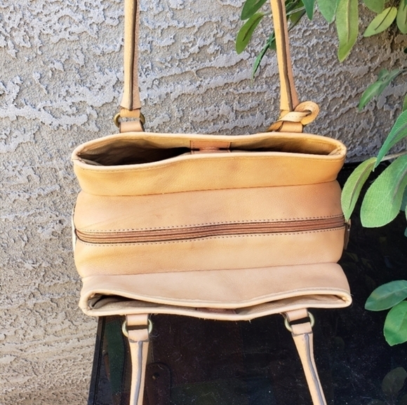 FOSSIL MULTI-COLOR STITCHED‎ PATCHWORK TRIPLE - Picture 3 of 15